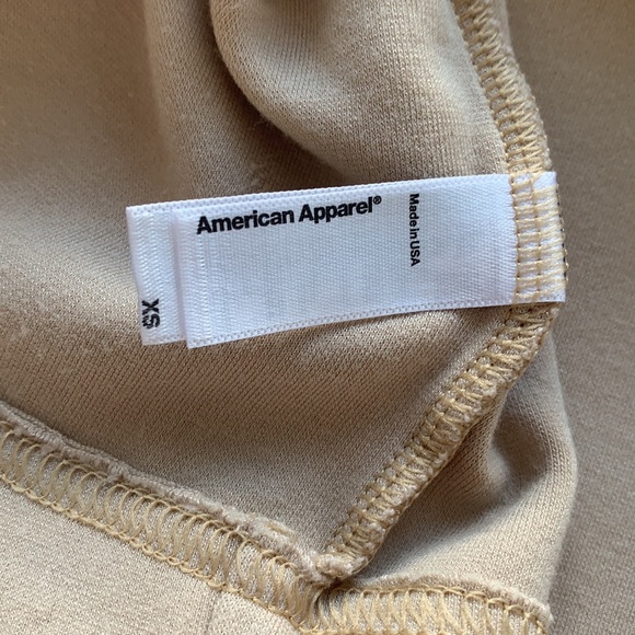 Nude pencil skirt - Picture 3 of 3